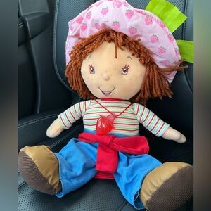 Vintage 2003 Bandai Strawberry Shortcake “Berry Talkin” 16 inch plush Doll